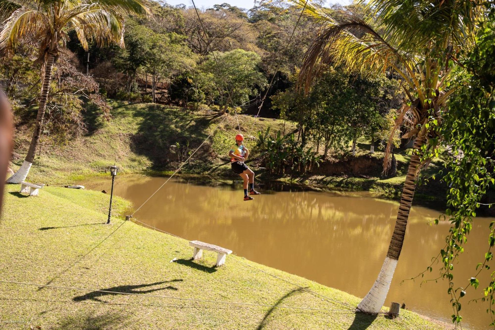 Hotel Fazenda Cachoeiras De Cavaru Vassouras Buitenkant foto